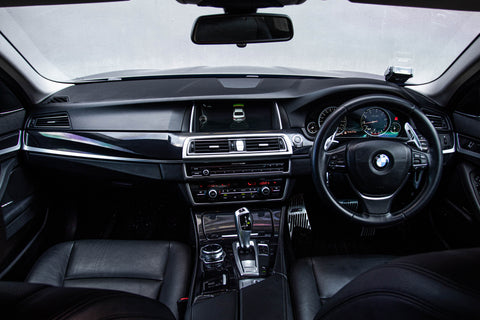 (RENT) BMW 5 Series 520i
