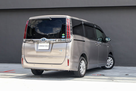 Toyota Noah Hybrid 1.8A X